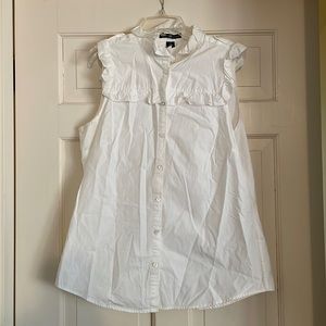 Gap button up shirt size M